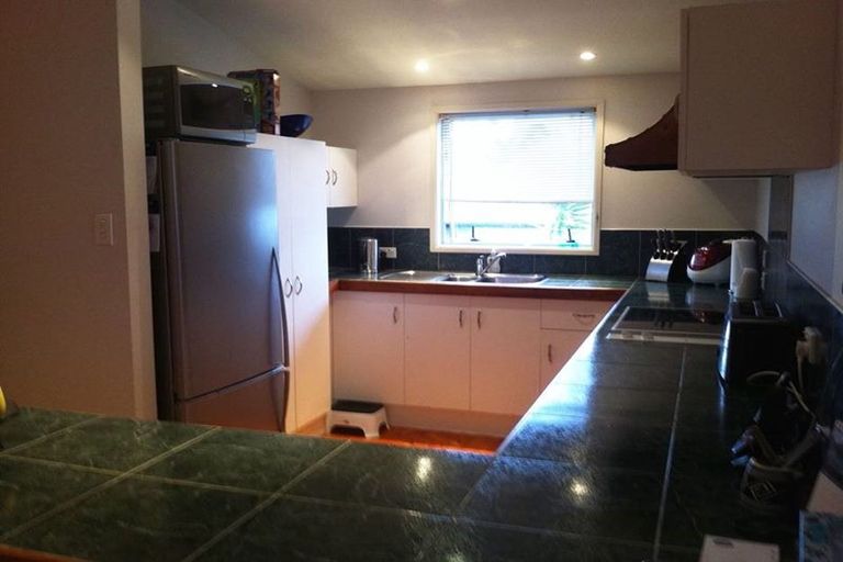 Photo of property in 16 Glenvar Road, Torbay, Auckland, 0630