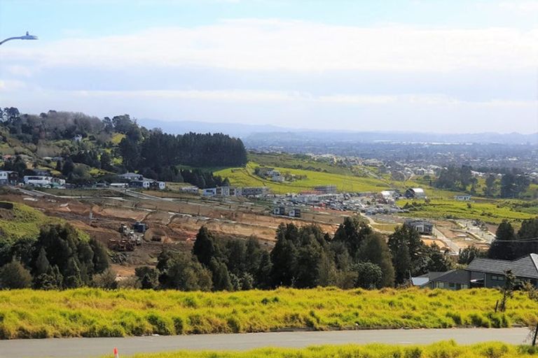 Photo of property in 5 Annmarie Avenue, Totara Park, Auckland, 2019