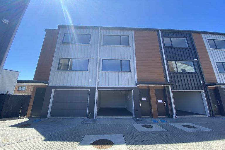 Photo of property in 31 Marumaru Lane, Manurewa, Auckland, 2102