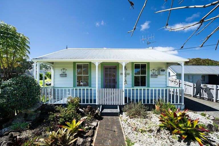 Photo of property in 45 George Street, Hikurangi, 0114