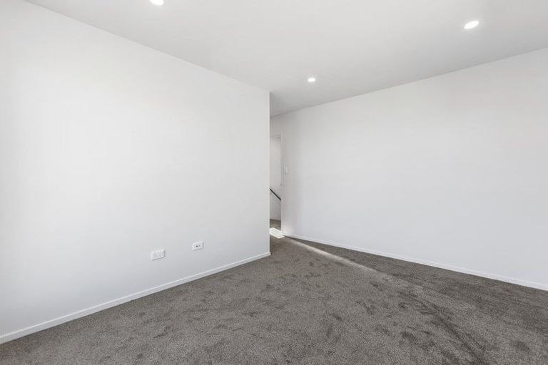 Photo of property in 179 Henwood Road, Westgate, Auckland, 0814