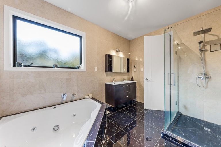 Photo of property in 44a Bannings Way, Hobsonville, Auckland, 0618