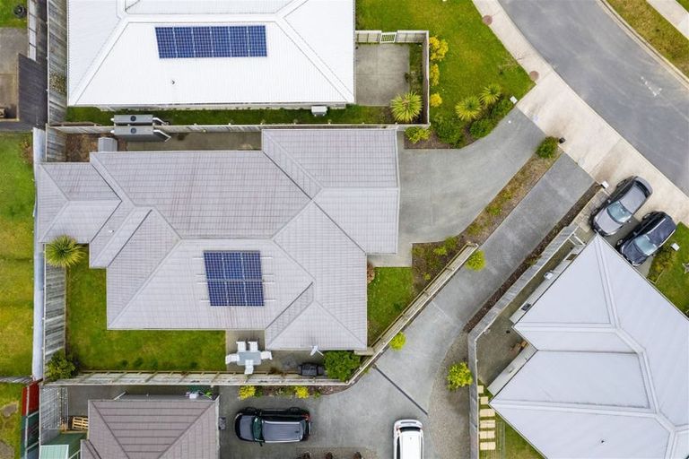 Photo of property in 31 Henrietta Maxwell Grove, Wainuiomata, Lower Hutt, 5014