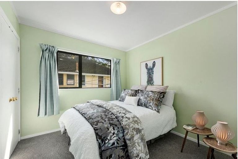 Photo of property in 126 Hewer Crescent, Naenae, Lower Hutt, 5011