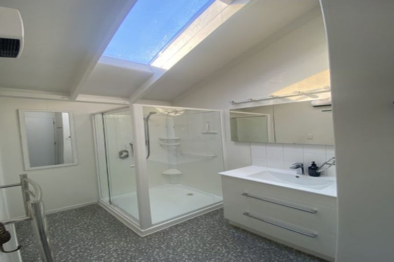 Photo of property in 2/26 Christie Crescent, Havelock North, 4130