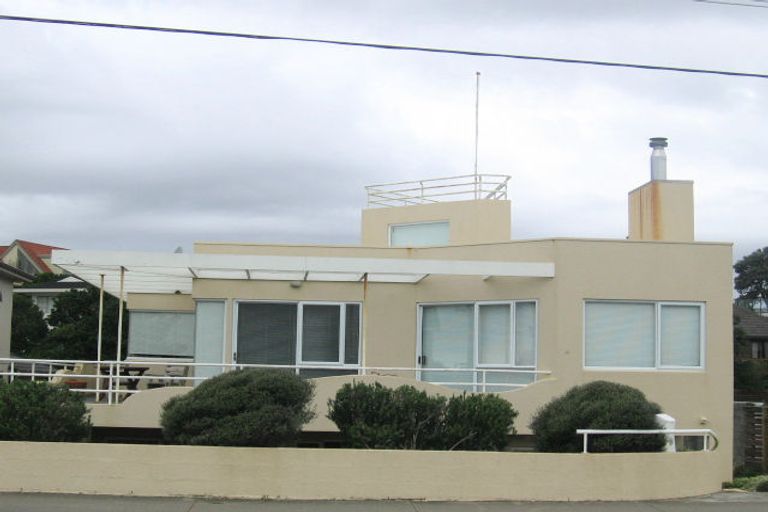 Photo of property in 100a Marine Parade, Paraparaumu Beach, Paraparaumu, 5032
