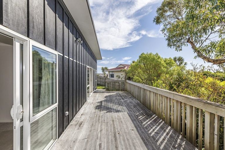 Photo of property in 4 Doncaster Terrace, Ascot Park, Porirua, 5024