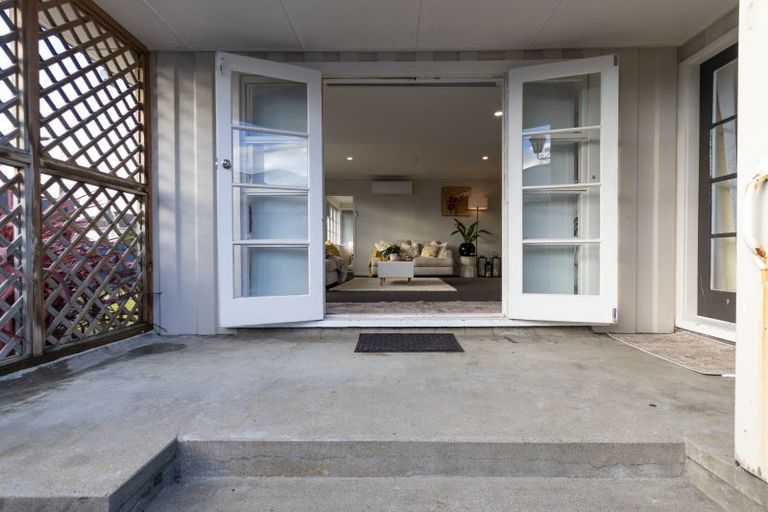 Photo of property in 2 Forth Terrace, Roslyn, Palmerston North, 4414