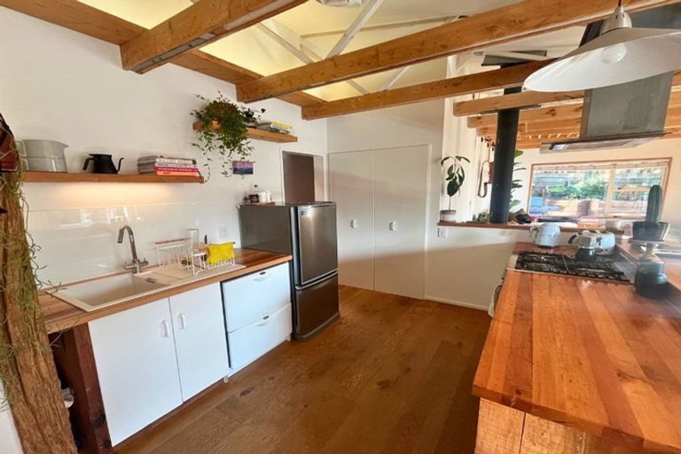 Photo of property in 10a Larch Place, Wanaka, 9305