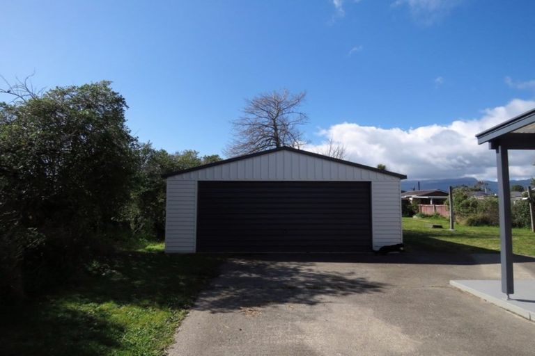 Photo of property in 7 Peel Street, Westport, 7825