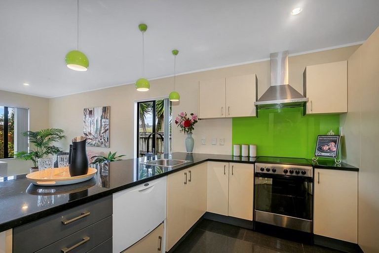 Photo of property in 66 Ksenia Drive, Flat Bush, Auckland, 2019
