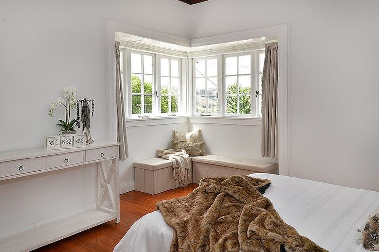 Photo of property in 72 Garfield Road, Helensville, 0800