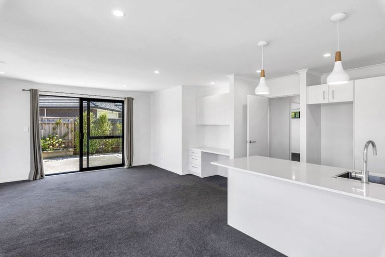 Photo of property in 3 Kaiwaru Place, Waikanae, 5036