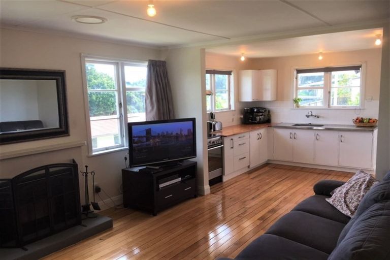 Photo of property in 10 Lewis Street, Te Kamo, Whangarei, 0112