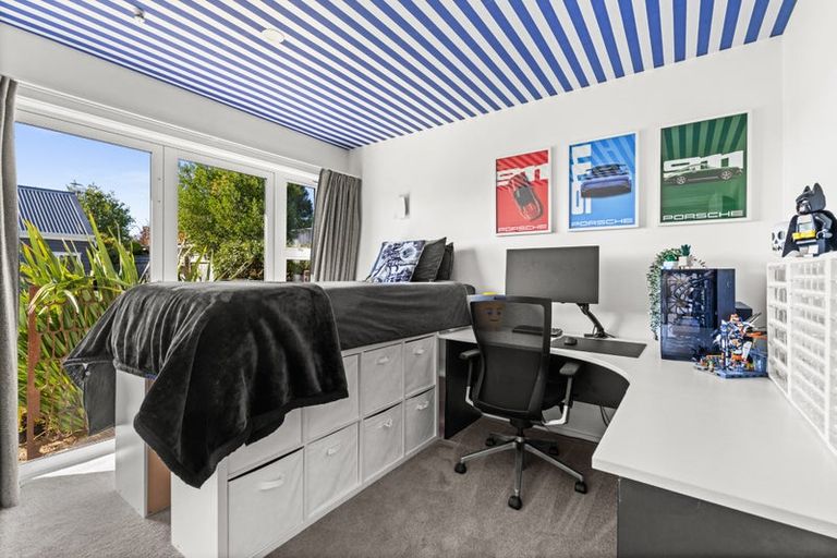 Photo of property in 9 Palmerston Road, Havelock North, 4130