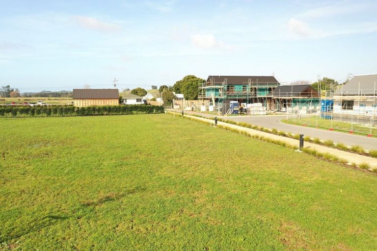 Photo of property in 18 Tiaki Lane, Matakana, 0985