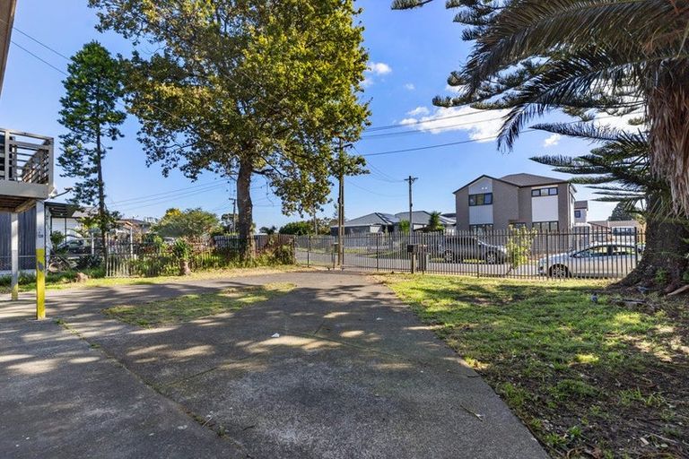 Photo of property in 9 Hardie Street, Mangere East, Auckland, 2024