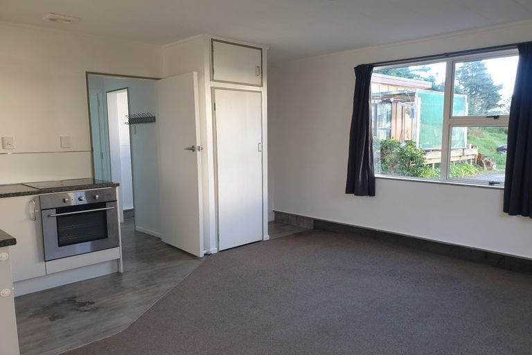 Photo of property in 124 Memorial Drive, Parahaki, Whangarei, 0112