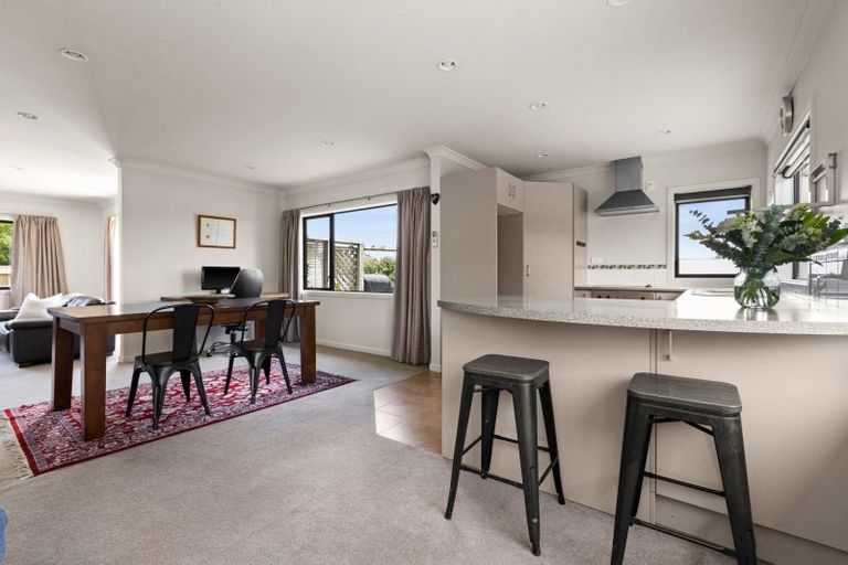 Photo of property in 95 Middle Road, Havelock North, 4130