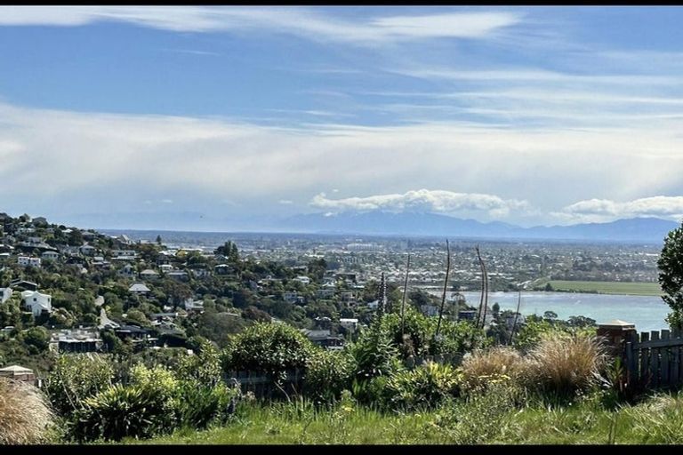 Photo of property in 61 Glenstrae Road, Redcliffs, Christchurch, 8081