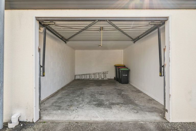 Photo of property in 33d Peverel Street, Riccarton, Christchurch, 8011