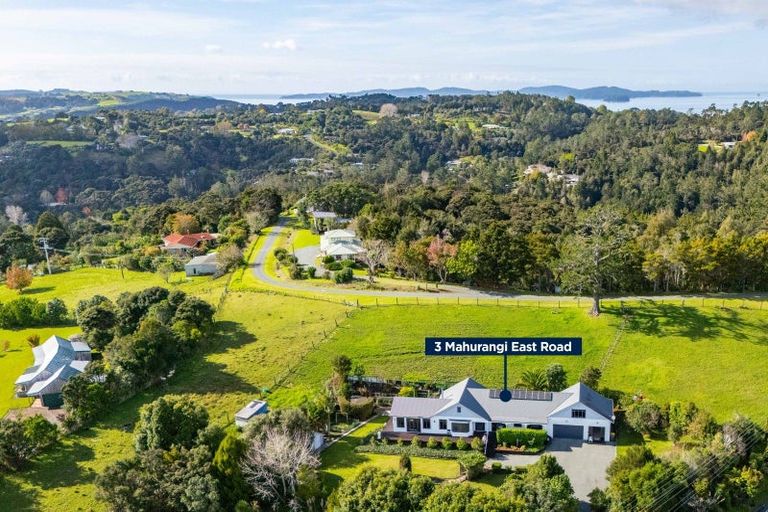 Photo of property in 3 Mahurangi East Road, Snells Beach, Warkworth, 0982
