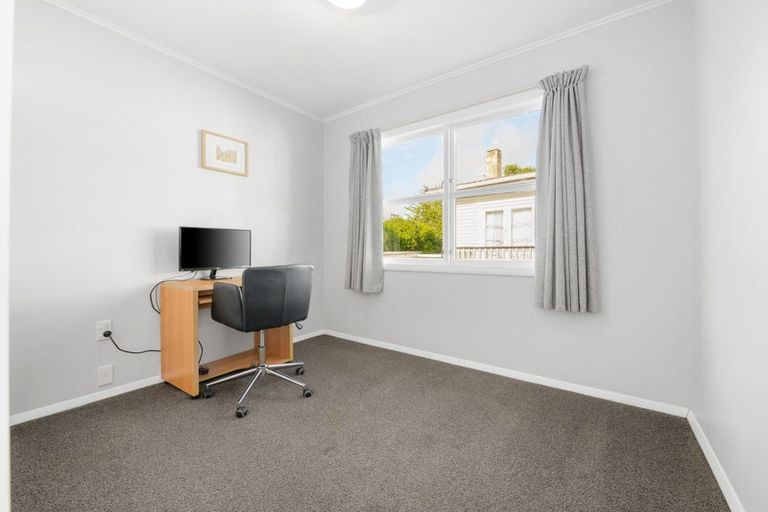Photo of property in 4a Gibson Road, Dinsdale, Hamilton, 3204