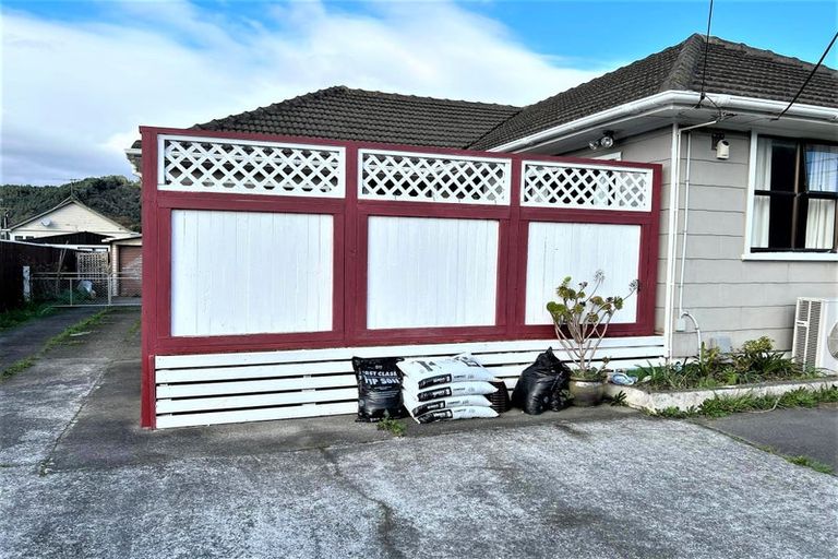 Photo of property in 1209 Taita Drive, Taita, Lower Hutt, 5011