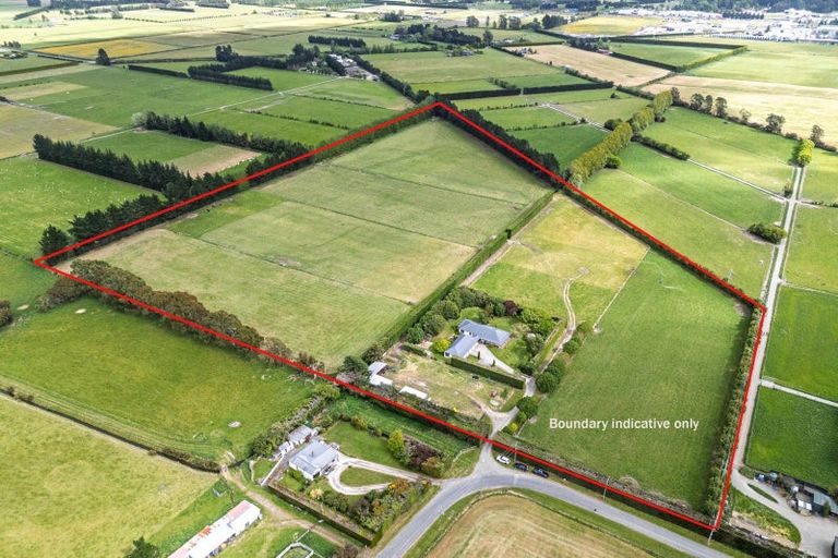 Photo of property in 82 Gartartan Road, Tinwald, Ashburton, 7774