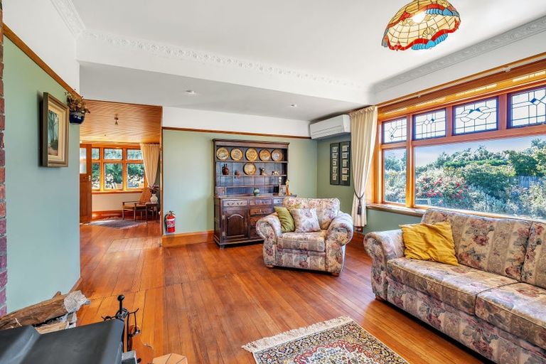 Photo of property in 3 Cross Street, Coalgate, 7673