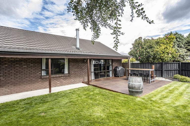 Photo of property in 10 Bowie Drive, Woodend, 7610