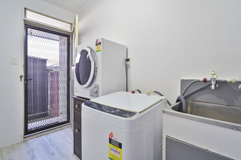 Photo of property in 1/410 Avenue Road West, Hastings, 4122