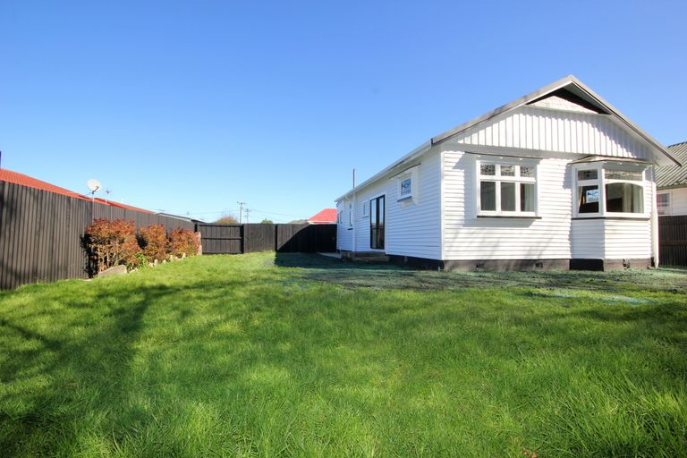 Photo of property in 9b Edmonds Street, Woolston, Christchurch, 8062