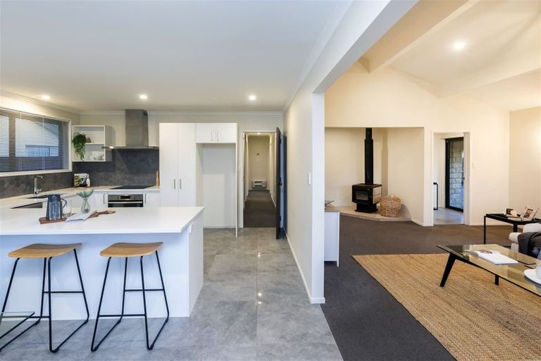 Photo of property in 38 Veitches Road, Casebrook, Christchurch, 8051