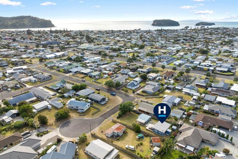 Photo of property in 124 Hampton Road, Whangamata, 3620