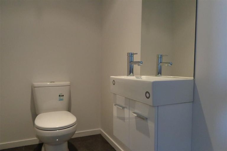 Photo of property in 58 Park Lane, Rolleston, 7614