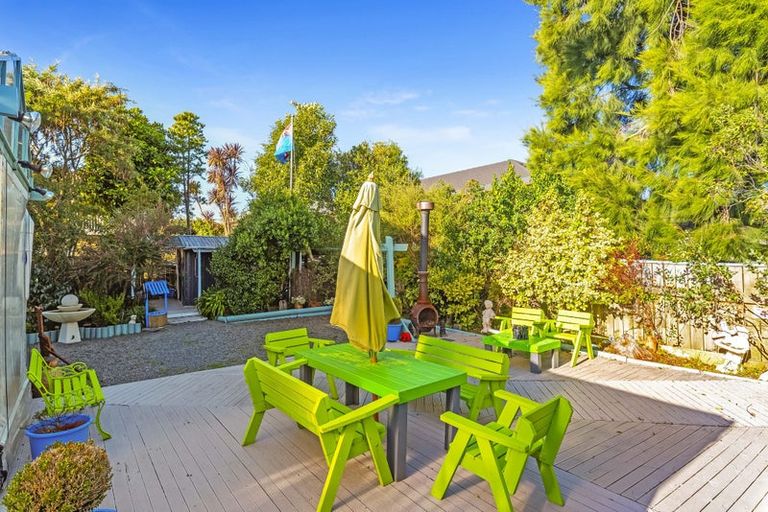 Photo of property in 110 Arawhata Road, Paraparaumu, 5032