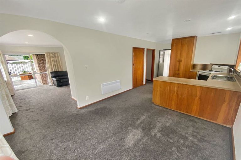 Photo of property in 84 Merrin Street, Avonhead, Christchurch, 8042