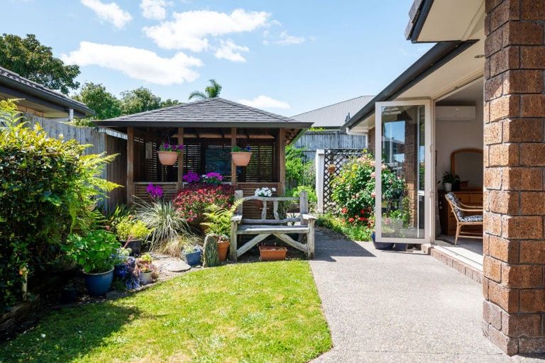 Photo of property in 52 Magellan Rise, Flagstaff, Hamilton, 3210