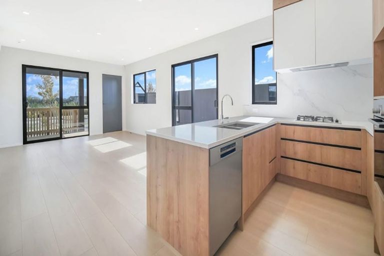 Photo of property in 140 Kahui Parade, Karaka, Papakura, 2113