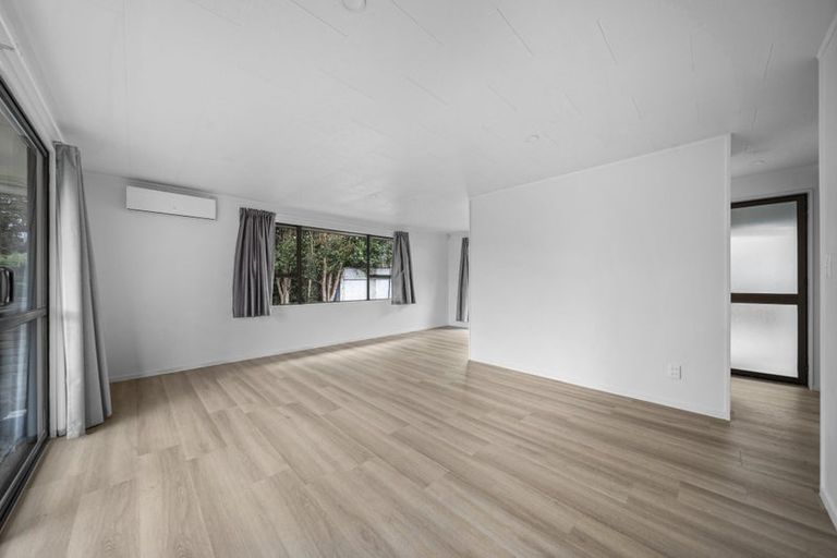 Photo of property in 213a Great South Road, Drury, 2113