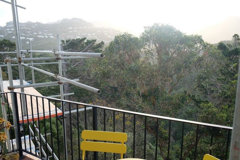 Photo of property in 132 Wadestown Road, Wadestown, Wellington, 6012