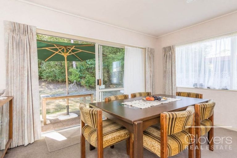 Photo of property in 16 Milan Drive, Glen Eden, Auckland, 0602