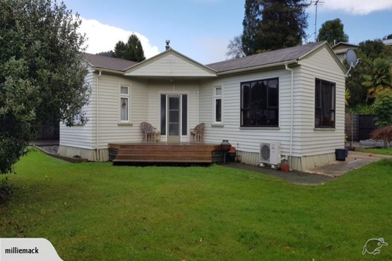 Photo of property in 8 Edward Street, Te Kuiti, 3910