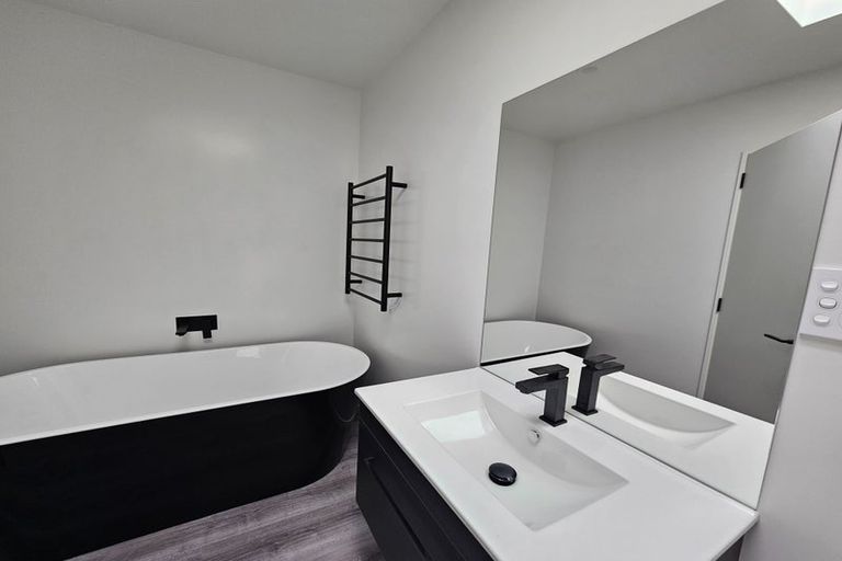 Photo of property in 8 Nevermore Place, Halswell, Christchurch, 8025