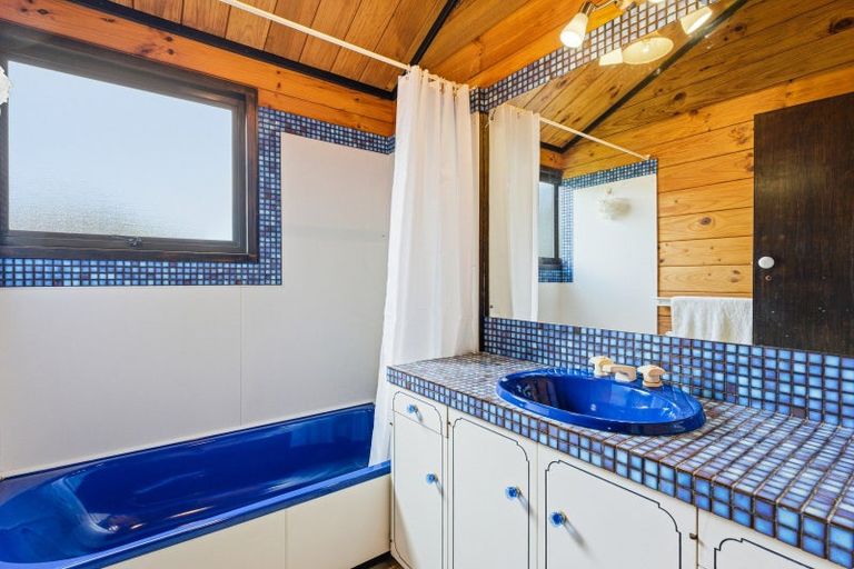 Photo of property in 34 Cambridge Street, Pahiatua, 4910