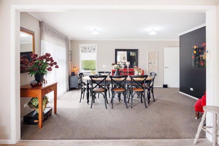 Photo of property in 5a Blenheim Place, Feilding, 4702
