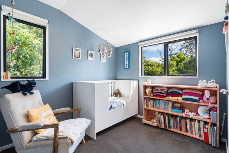 Photo of property in 43 Holmes Drive South, Massey, Auckland, 0614