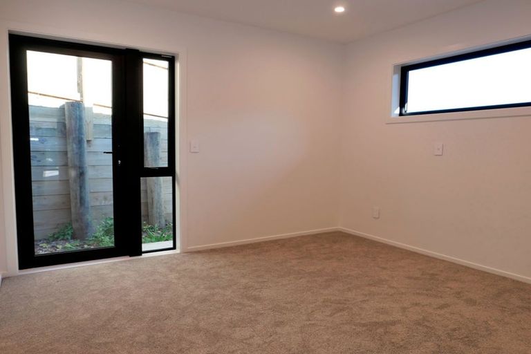 Photo of property in 174 Winara Avenue, Waikanae, 5036