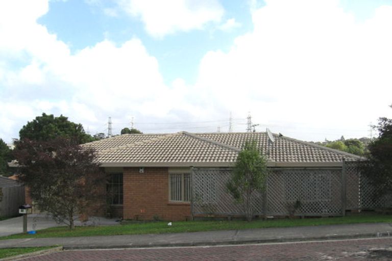 Photo of property in 29 Ginders Drive, Massey, Auckland, 0614